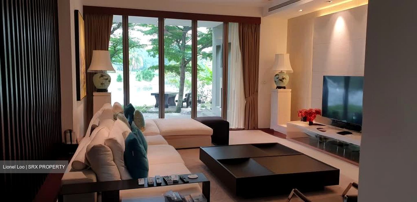 Ocean Drive (D4), Detached #575839421